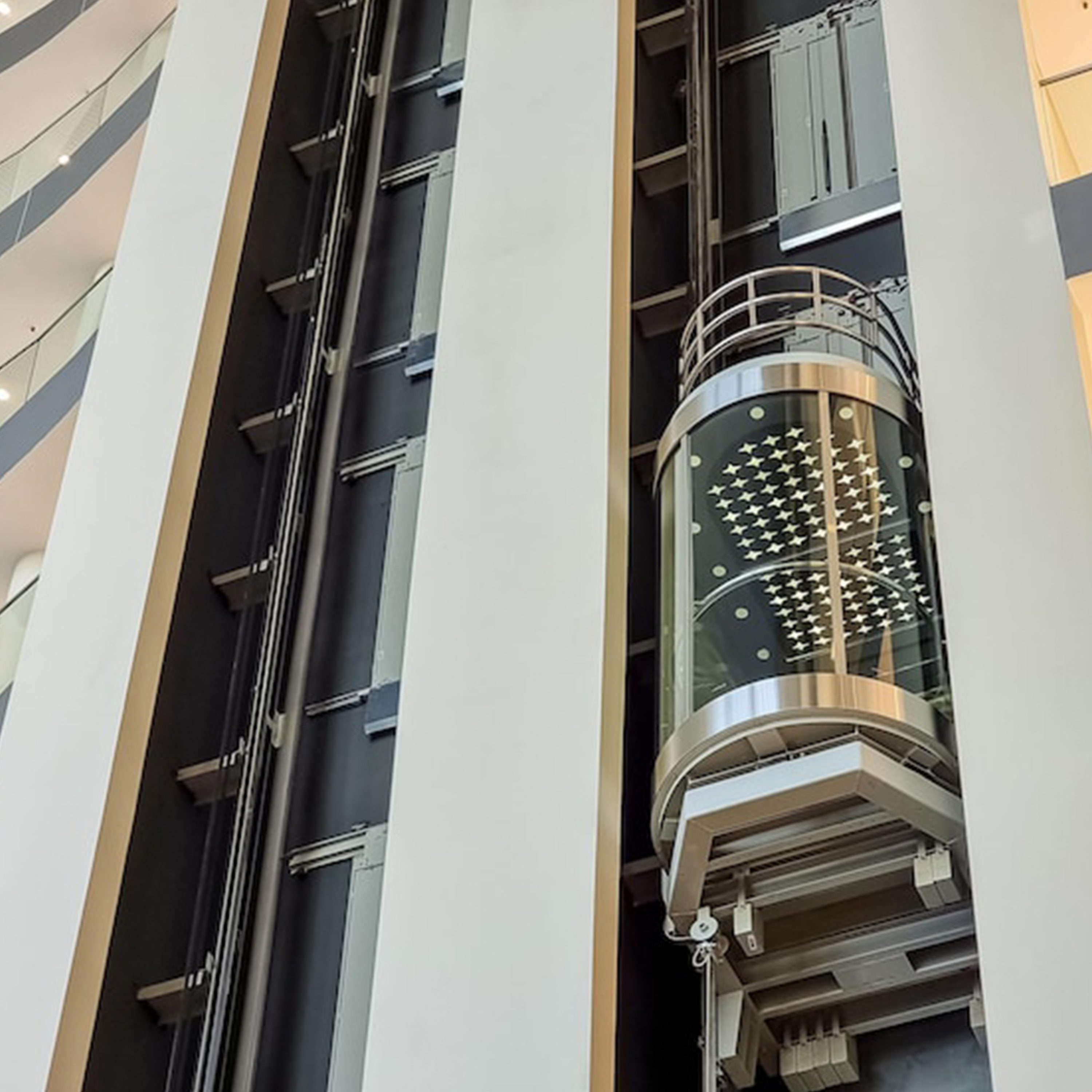 صنعت آسانسور و درب های اتوماتیک